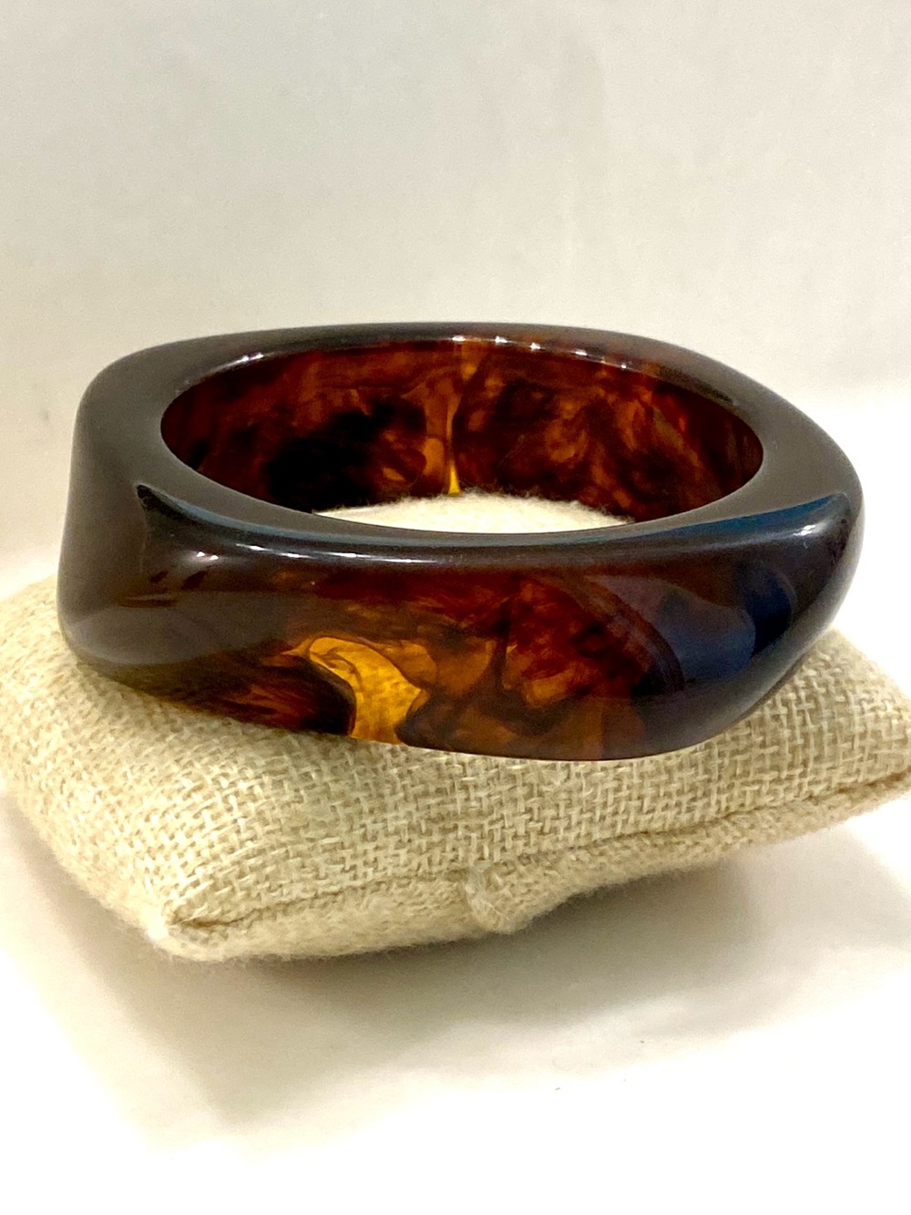 Mod Square Dark Tortoiseshell Resin Bangle Bracelet Chunky Amber Flame NWOT